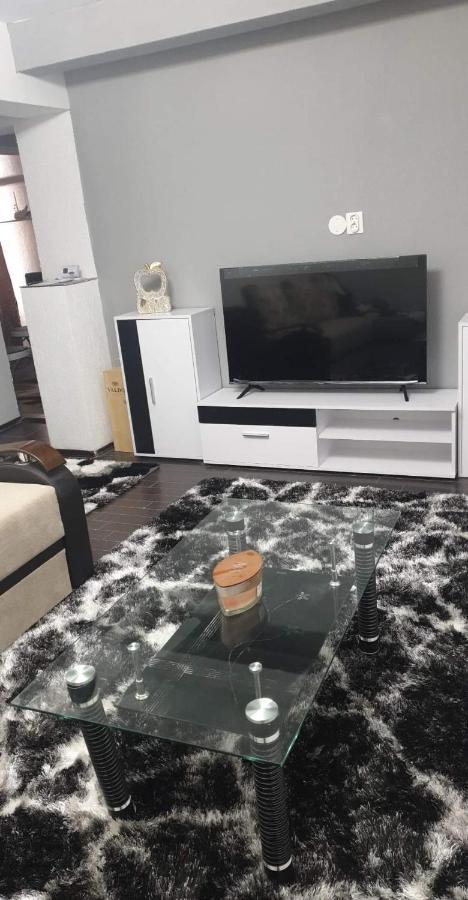 Lupeni  Jas Apartament 아파트 외부 사진